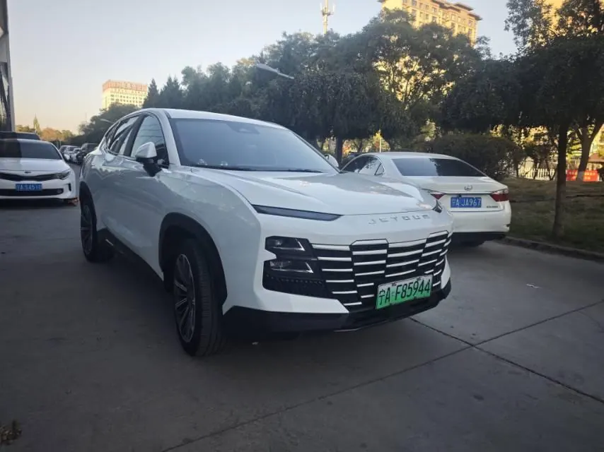 Jetour 2022 Great Sage i-DM 1.5T Lightning 02 Automatic Gear 3