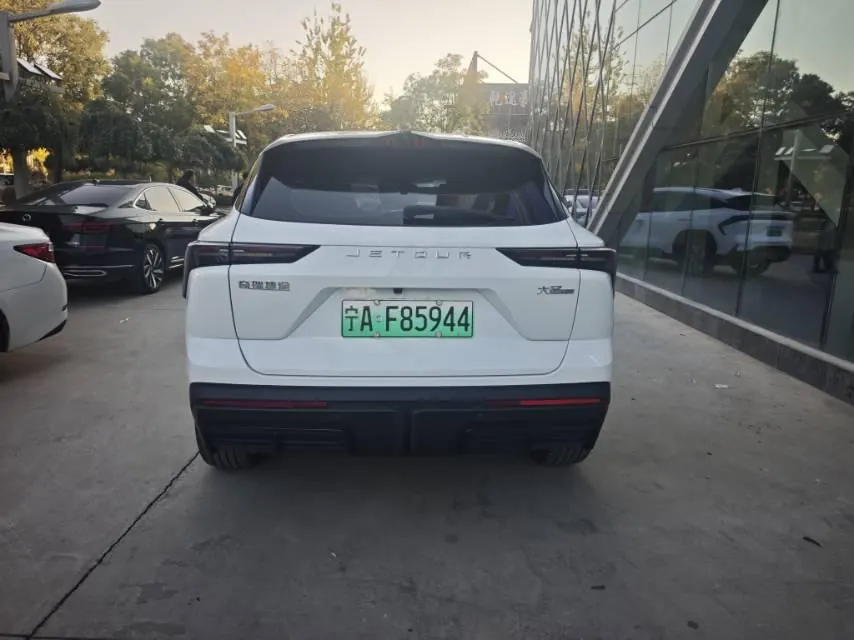 Jetour 2022 Great Sage i-DM 1.5T Lightning 02 Automatic Gear 8