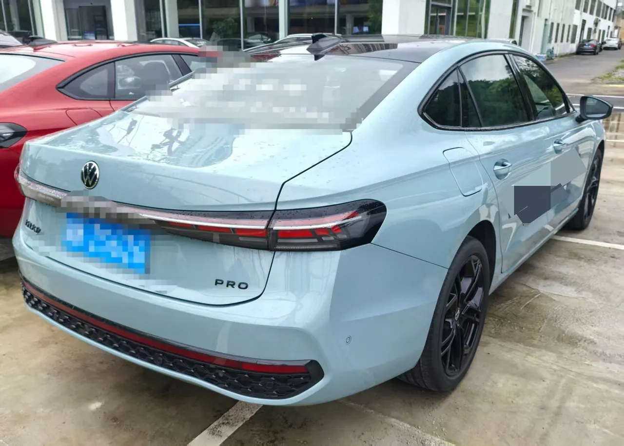Volkswagen 2026 Passat Pro 2.0TSI 380TSI Star Dragon Edition Automatic Gear 2