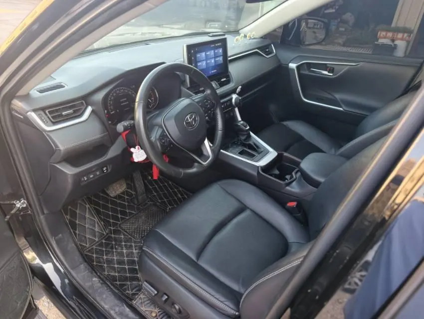 Toyota 2022 RAV4 Rongbo 2.0 Stepless Two-Drive Fashion Plus Edition Automatic Gear 4