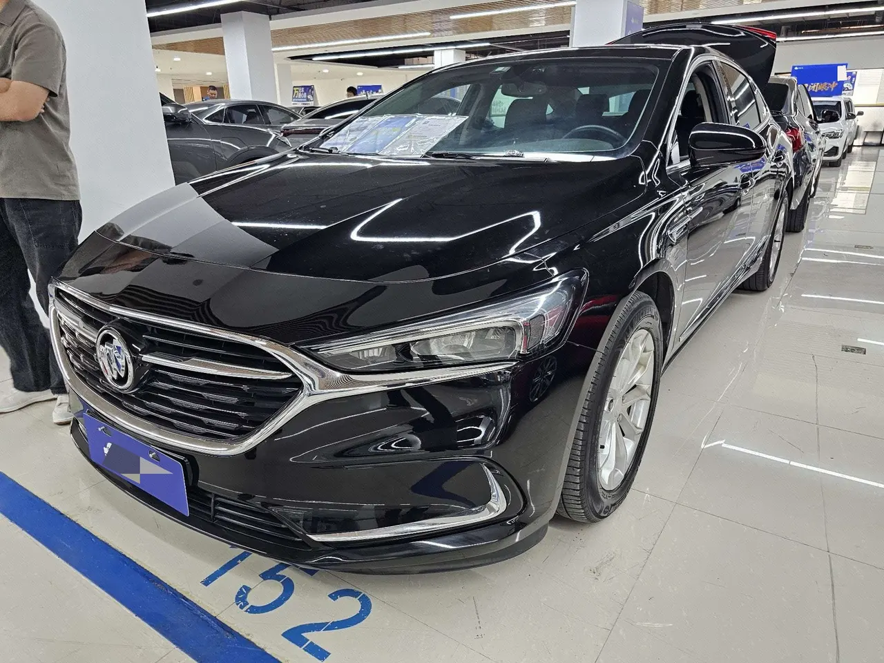 Buick 2022 LaCrosse 1.5T 552T Luxury Automatic Gear - View 1