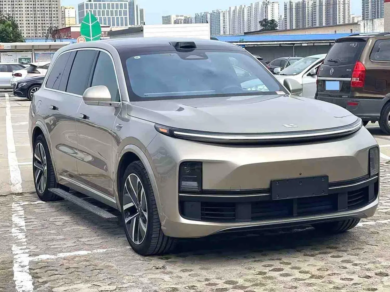 Li 2022 L9 1.5T Max Edition Automatic Gear 3