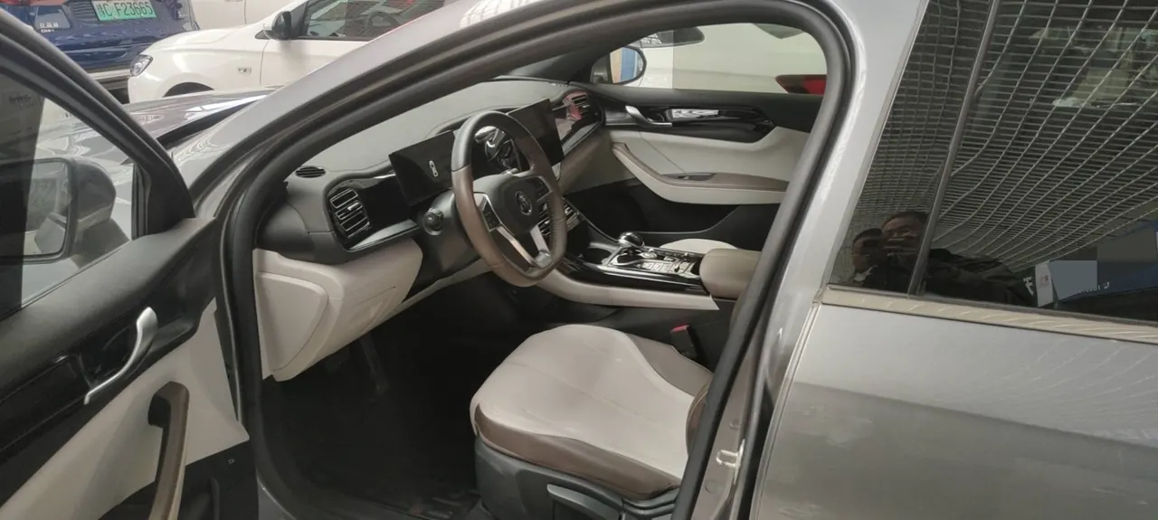 BYD 2024 Qin PLUS DM-i 1.5 stepless glory version 55KM leading automatic gear 3