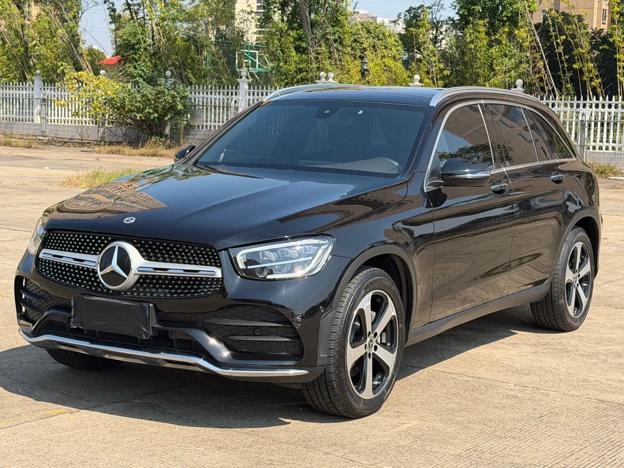 Mercedes Benz 2022 GLC 260 L 4MATIC 2.0T Dynamic (Modified 3) Automatic - View 1