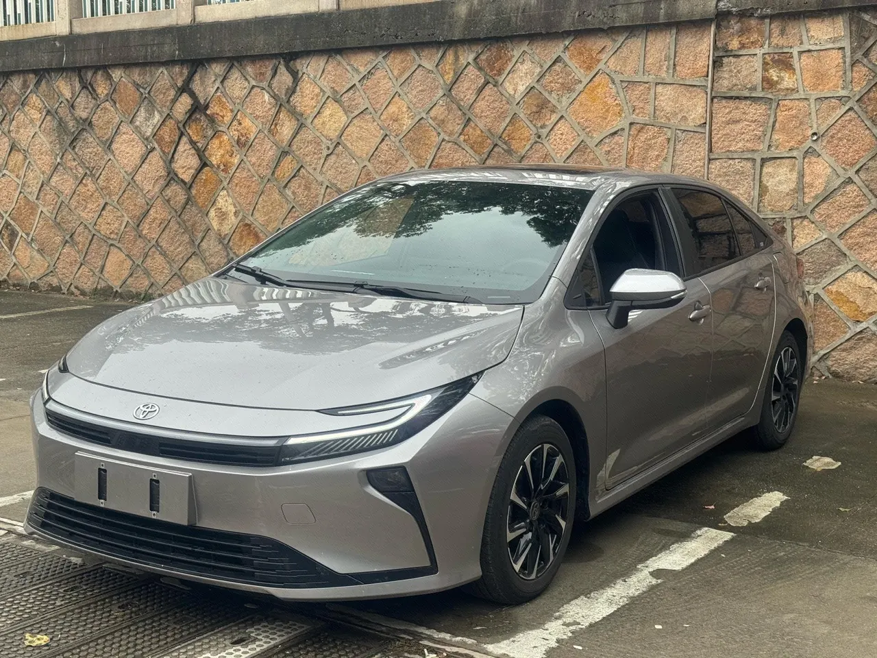 Toyota 2026 Corolla Hybrid 1.8 CVT Elite Automatic - View 1