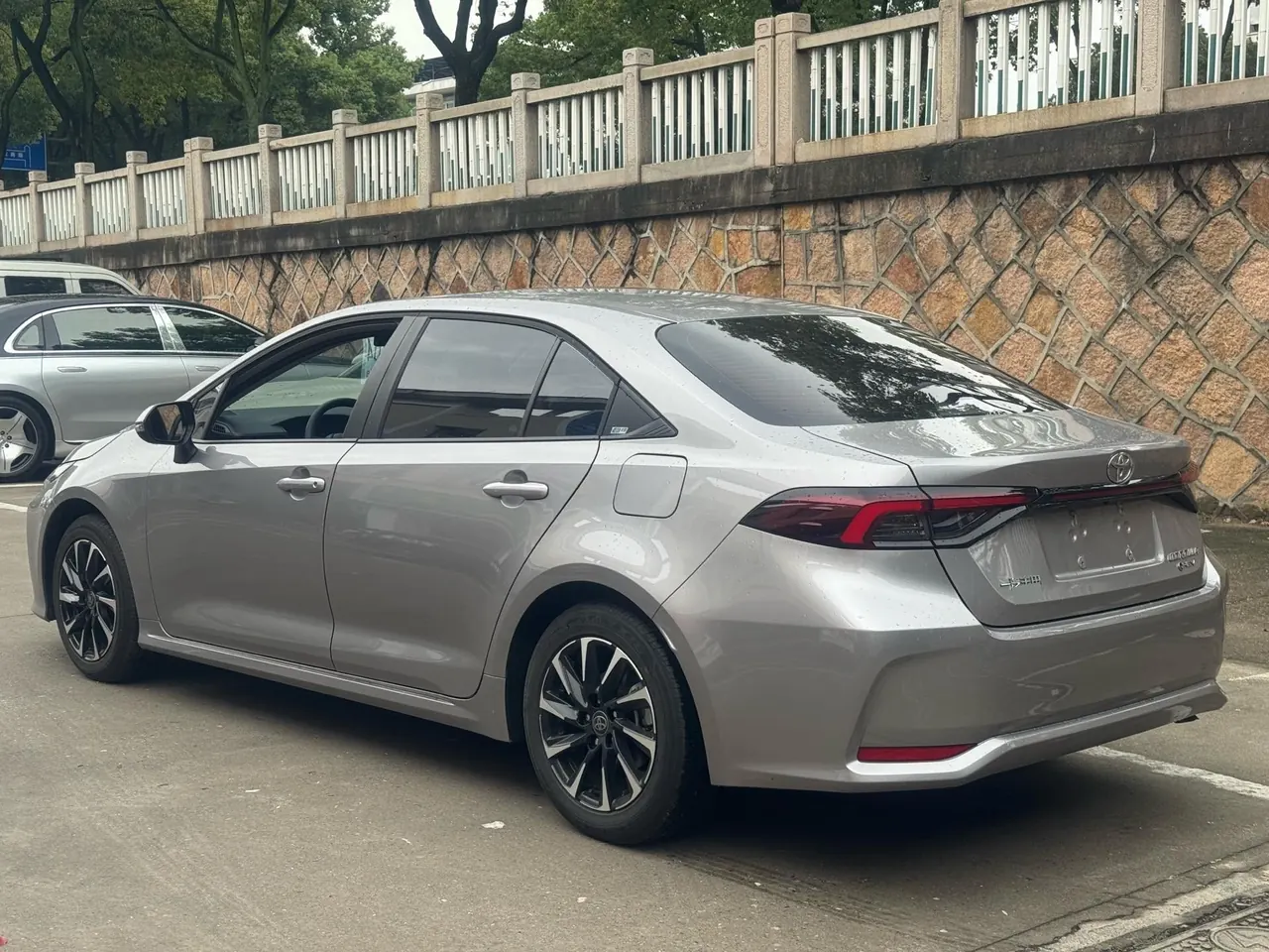 Toyota 2026 Corolla Hybrid 1.8 CVT Elite Automatic 3