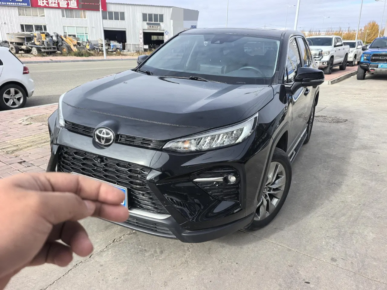 Toyota 2022 Wilanda 2.0 Stepless Four-wheel Drive Deluxe Edition Automatic Transmission - View 1