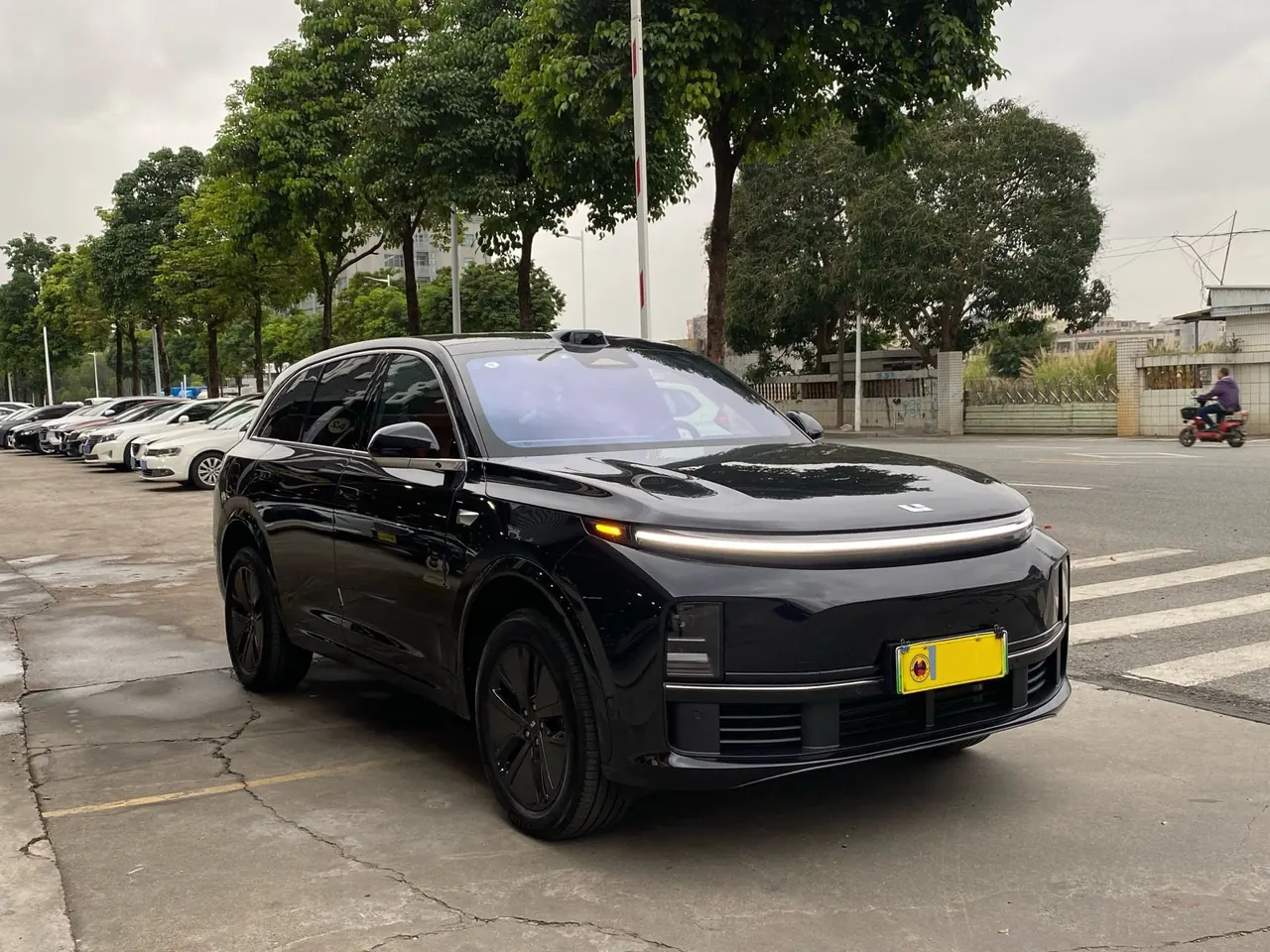 Li 2024 L9 Ultra automatic gear 3