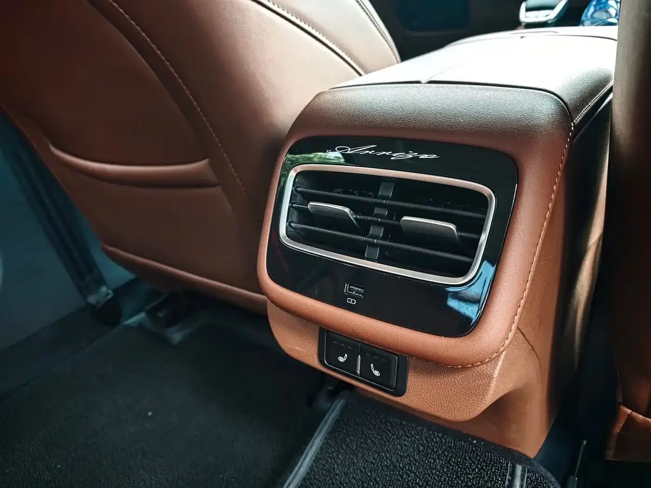 Chery 2026 Erez 8 2.0T Conquest Edition Royal Automatic 5