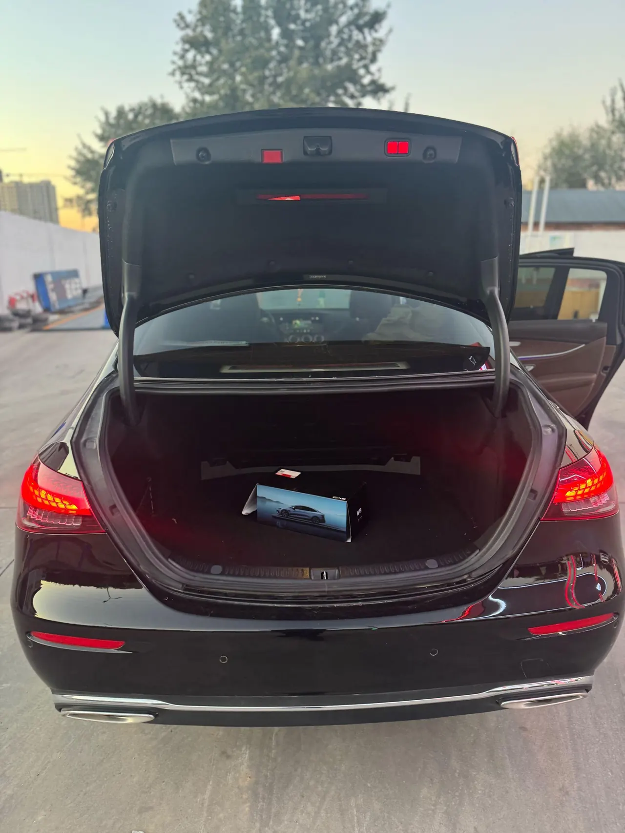 Mercedes Benz E-Class 2022 E 300 L 2.0T Sports Luxury (Change 2) Automatic Gear 19