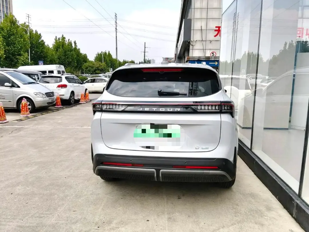 Jetour 2026 Shanhai L7 1.5T 130km Deluxe Edition 5-seat Automatic Gear 7