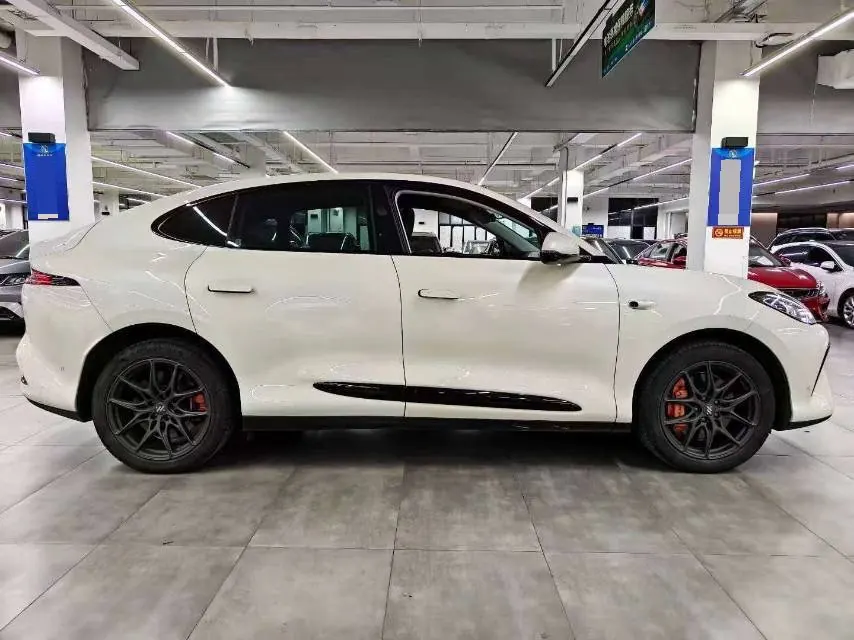 IM 2023 IM LS6 Max Standard Edition Automatic Gear 4