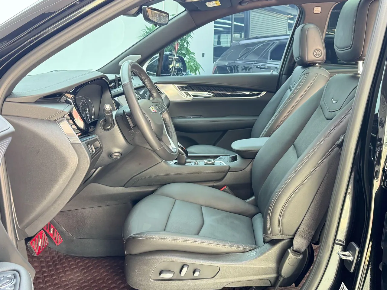 Cadillac 2022 XT6 48V 2.0T 6-seat four-wheel drive luxury automatic gear 5
