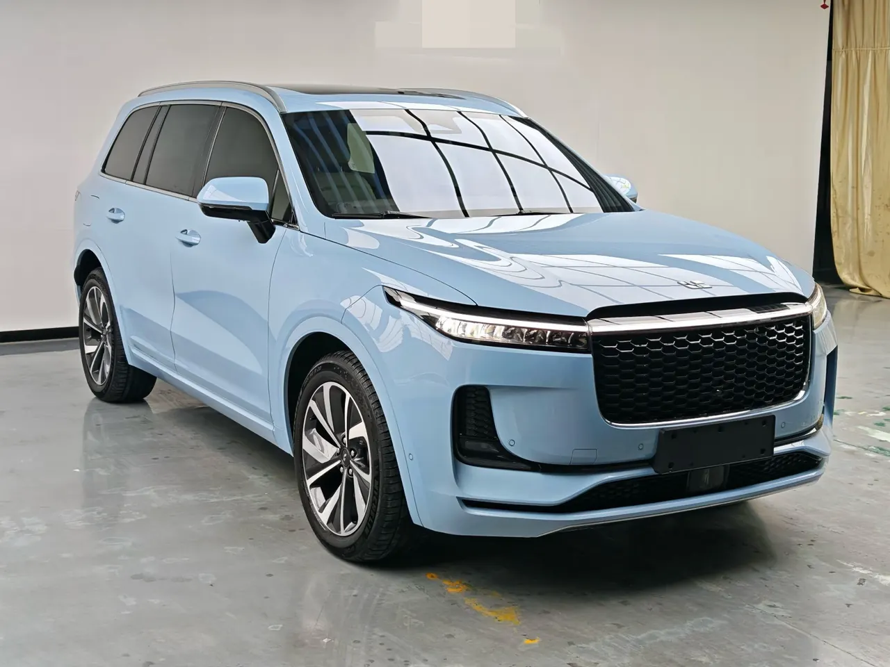 Li 2021 ONE 1.2T extended range 6-seat automatic gear 3