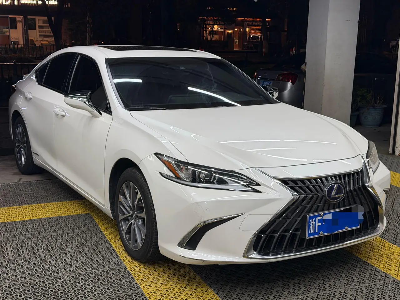 Lexus ES (Imported) 2021 ES300h 2.5 Stepless Excellence Edition Automatic Gear 3