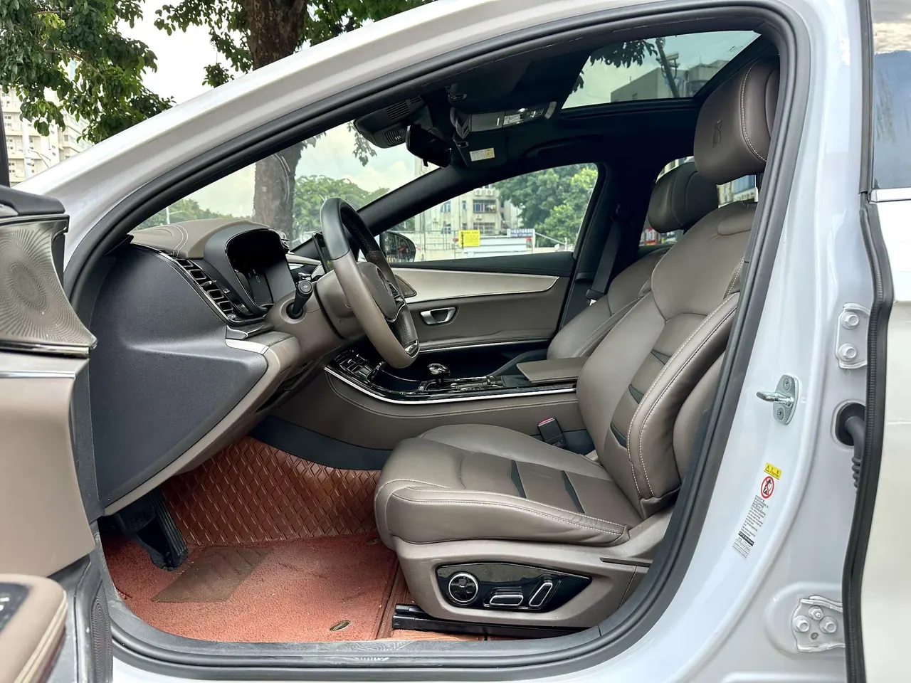 BYD 2020 Han Super Long Endurance Deluxe Automatic Transmission 4