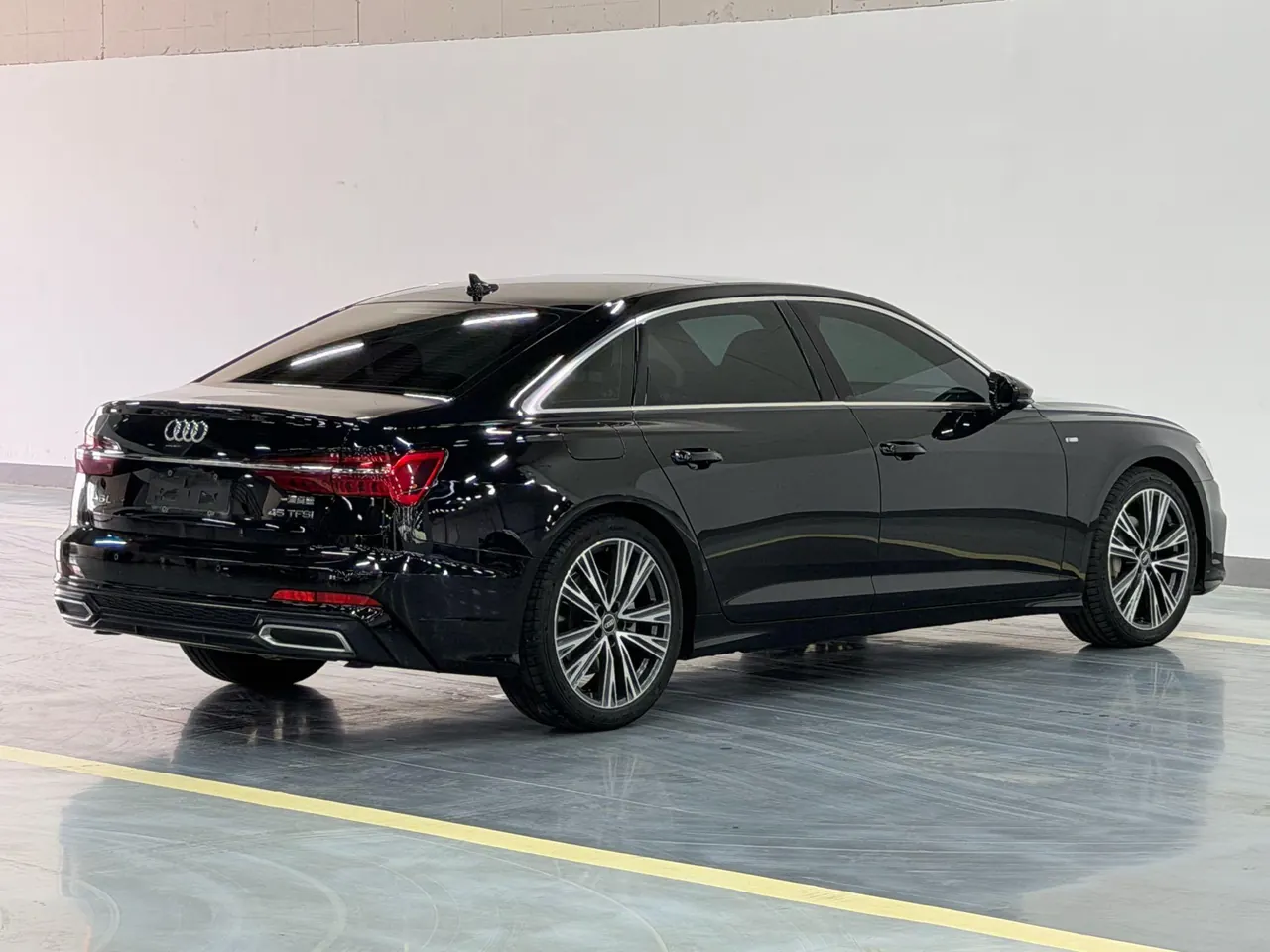 Audi 2022 A6L 2.0TFSI 45TFSI Selected Dynamic Automatic 7