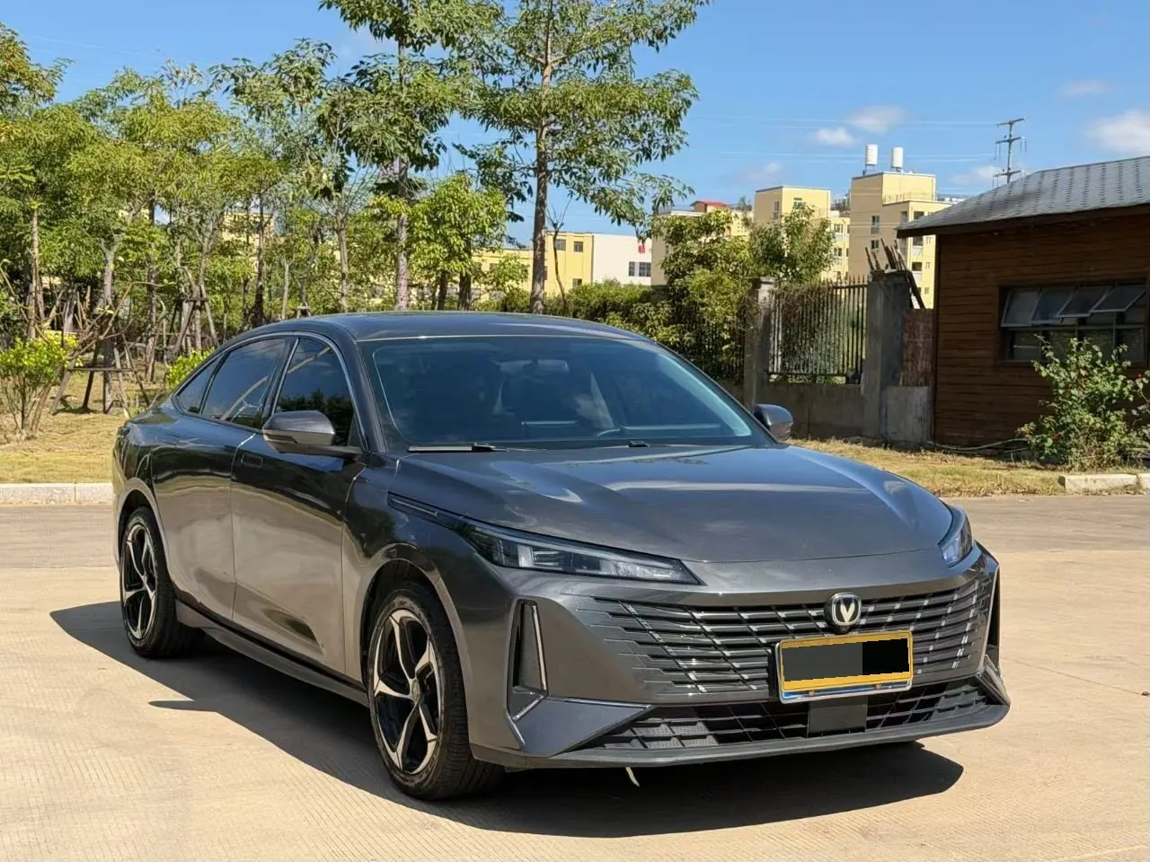 ChangAn 2024 Yi Dong 1.5TGDI Enjoy Edition Automatic Gear 3