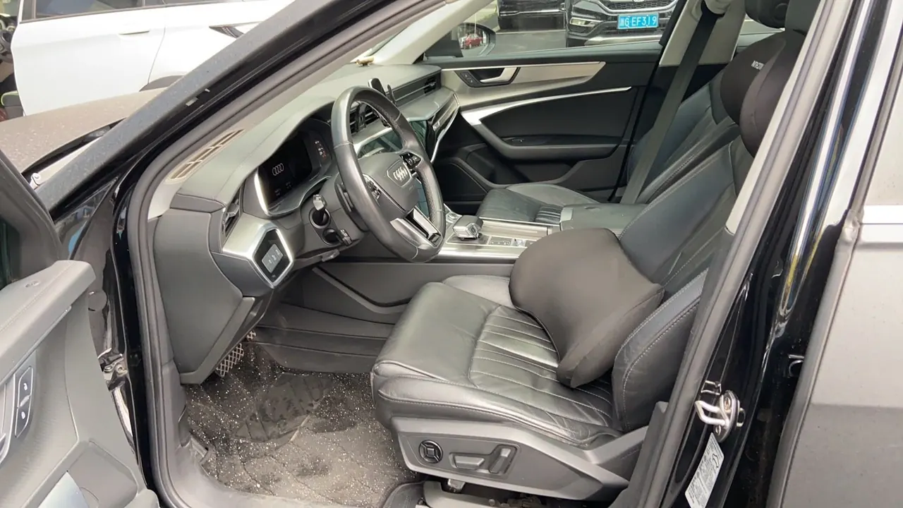 Audi 2022 A6L 2.0TFSI 40TFSI Deluxe Elegant Automatic 3