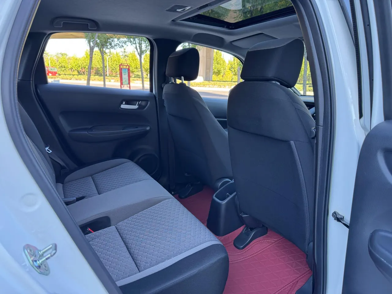 Honda 2022 Fit 1.5 Stepless Tide Enjoy Skylight Edition Automatic Gear 10