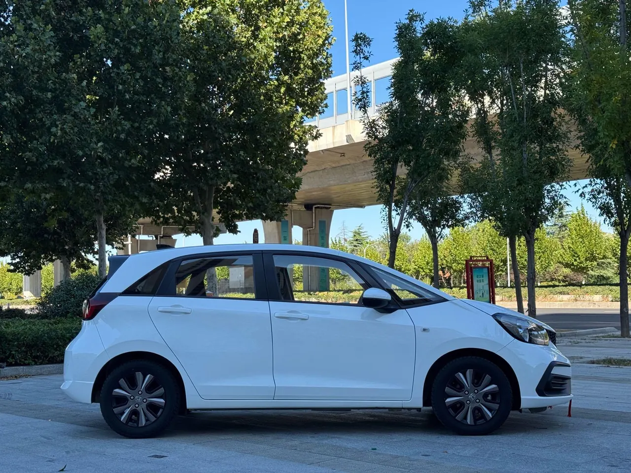 Honda 2022 Fit 1.5 Stepless Tide Enjoy Skylight Edition Automatic Gear 4