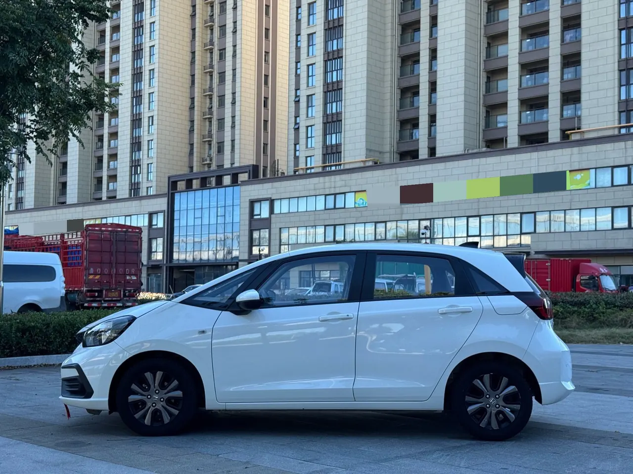 Honda 2022 Fit 1.5 Stepless Tide Enjoy Skylight Edition Automatic Gear 6