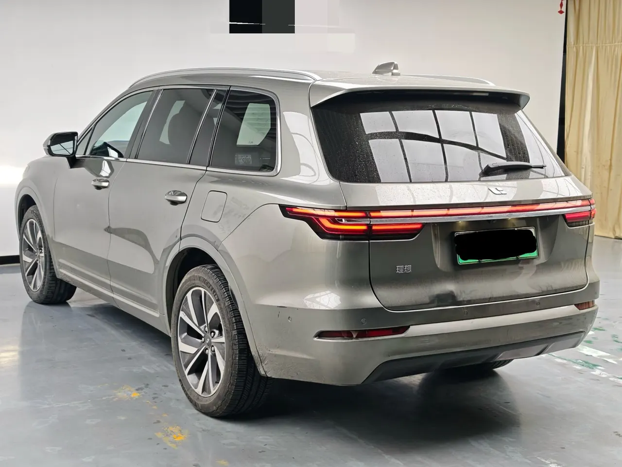 Li 2021 ONE 1.2T extended range 6-seat automatic gear 7