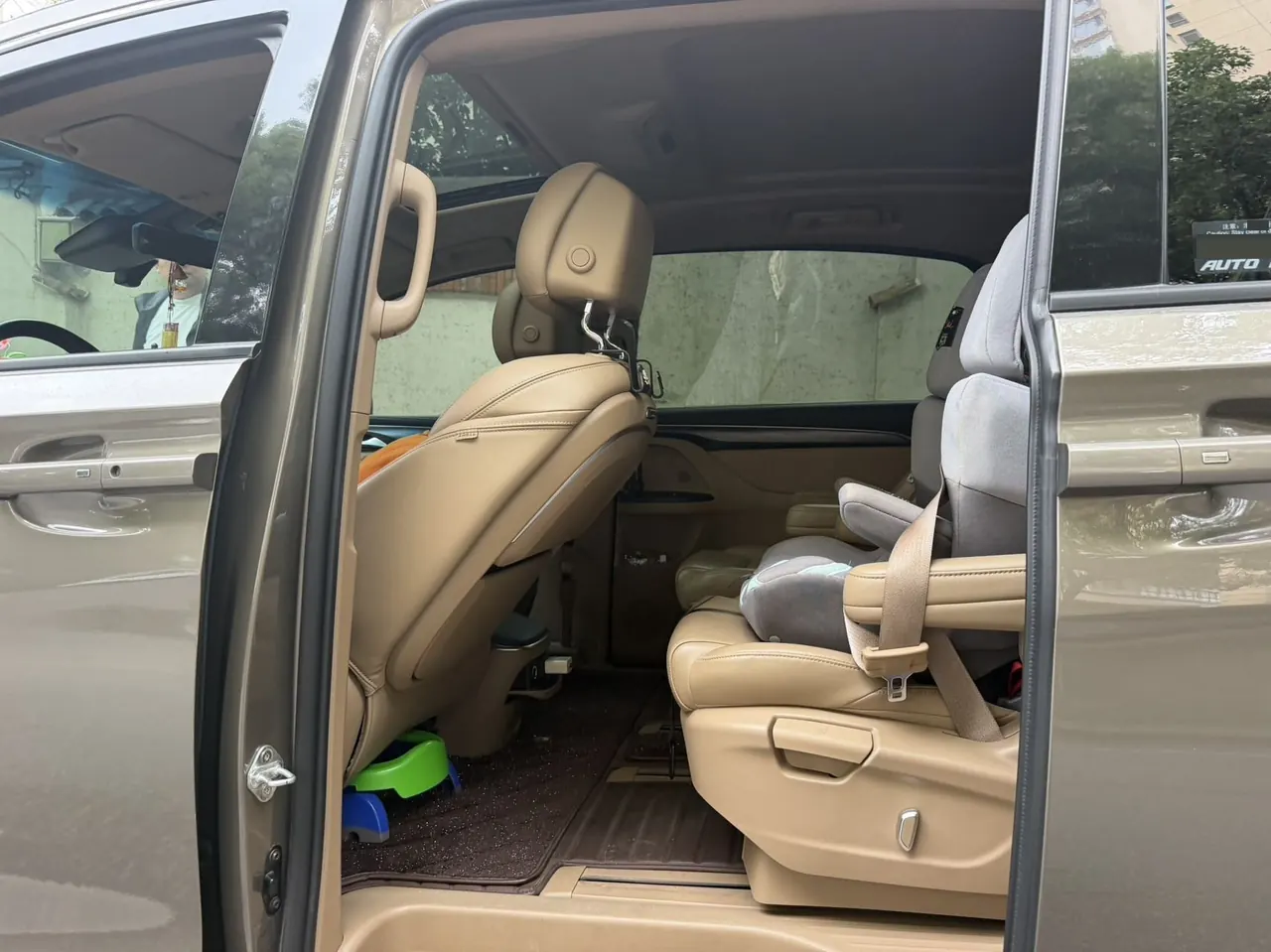 Buick 2020 GL8 ES Lu Zun 2.0T 653T Luxury Automatic Gear 4