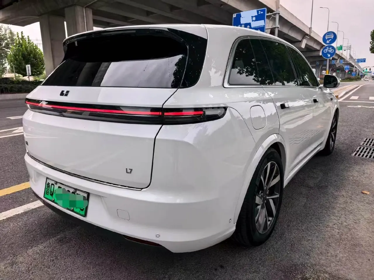 Li 2023 L7 Pro automatic gear 4