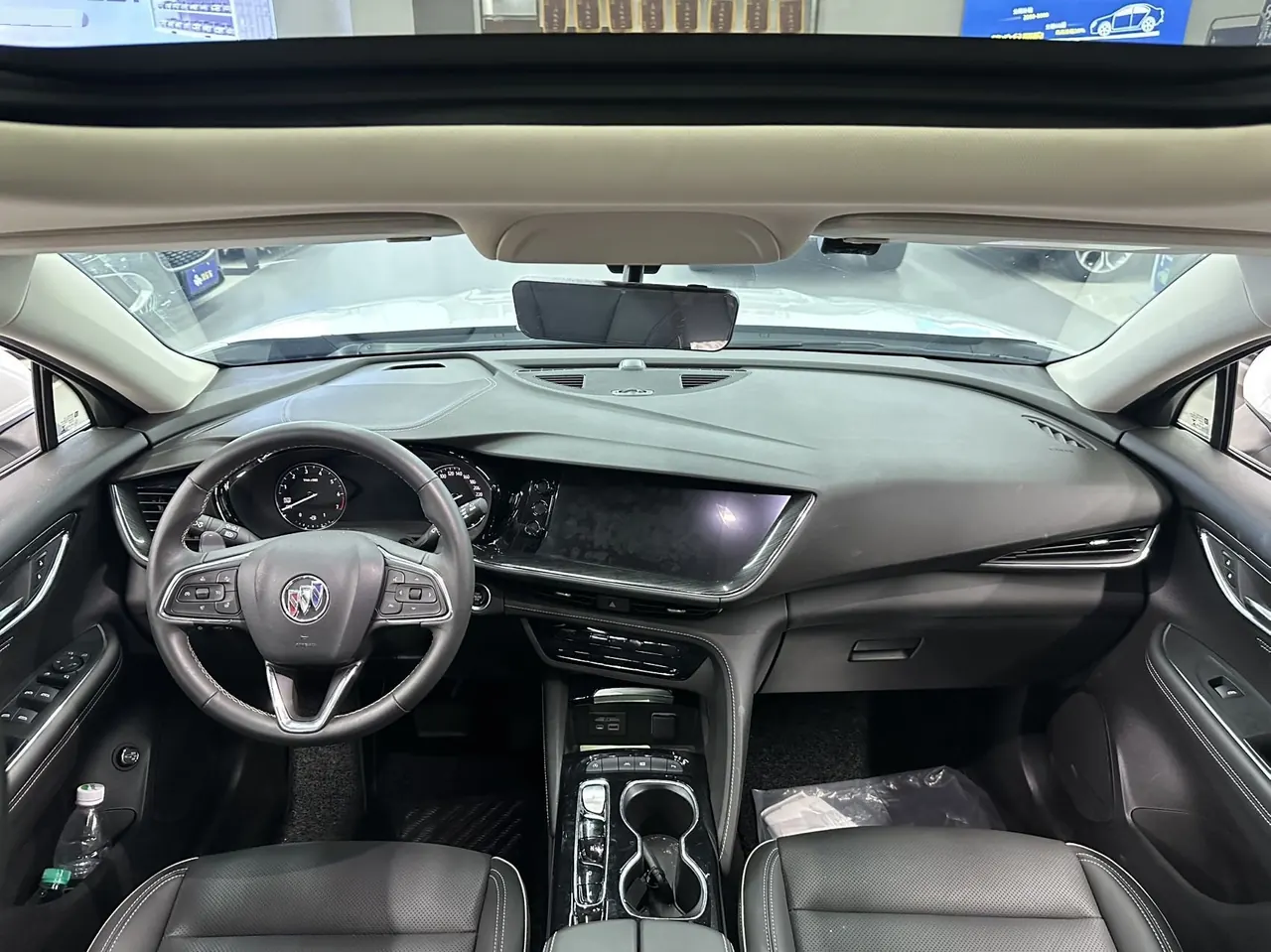 Buick 2022 Angkewei Plus 48V 2.0T 652T Luxury 5-seat Automatic Gear 5