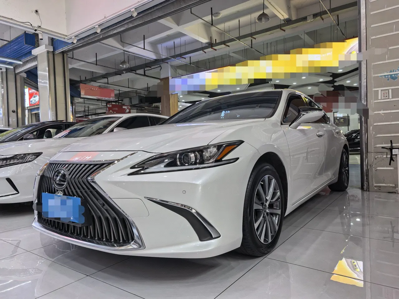Lexus ES (Imported) 2020 ES200 2.0 Stepless Premium Edition Automatic Gear - View 1