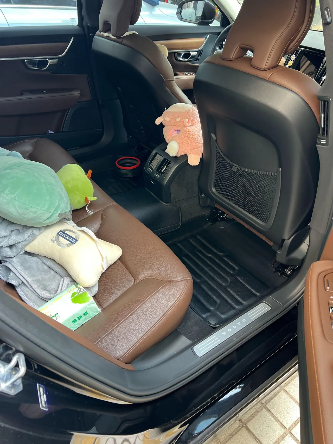 Volvo 2020 S90 2.0T T5 Zhiyi Deluxe Edition Automatic Gear 4