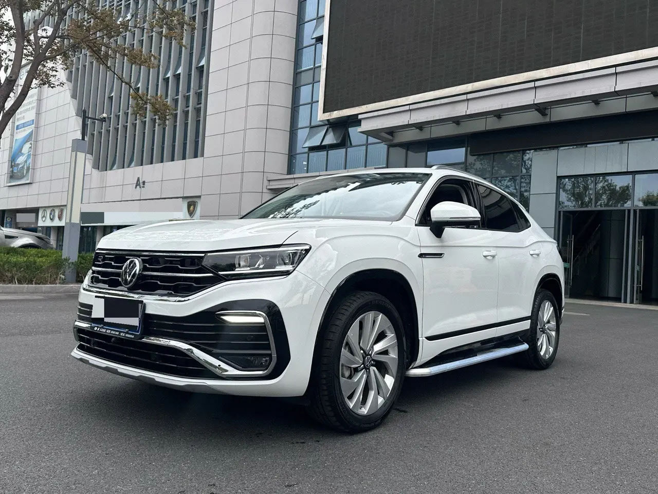 Volkswagen 2020 Tanyue X 2.0TSI 330TSI Two-Drive Flagship Zhilian Edition Automatic Gear - View 1