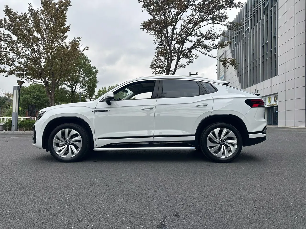 Volkswagen 2020 Tanyue X 2.0TSI 330TSI Two-Drive Flagship Zhilian Edition Automatic Gear 2