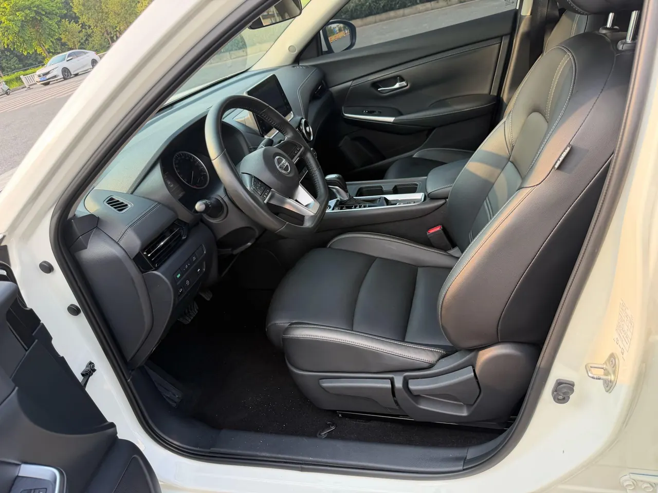 Nissan 2022 Sylphy 1.6 Stepless XL Pleasant Edition Automatic Gear 5