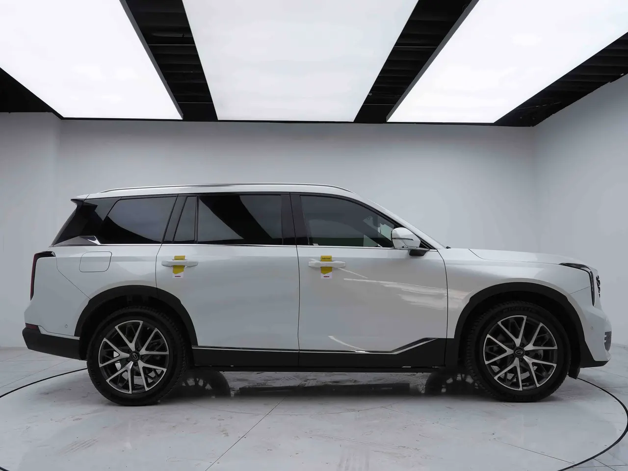Chuanqi 2022 GS8 2.0TGDI Two-Drive Deluxe Zhilian Edition Seven-seat Automatic Gear 10