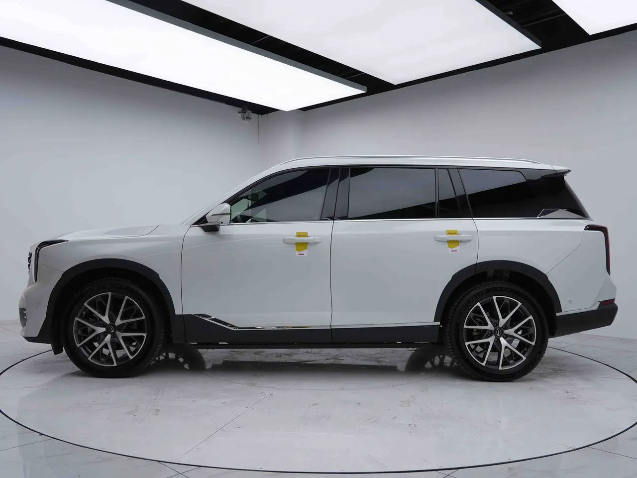 Chuanqi 2022 GS8 2.0TGDI Two-Drive Deluxe Zhilian Edition Seven-seat Automatic Gear 8