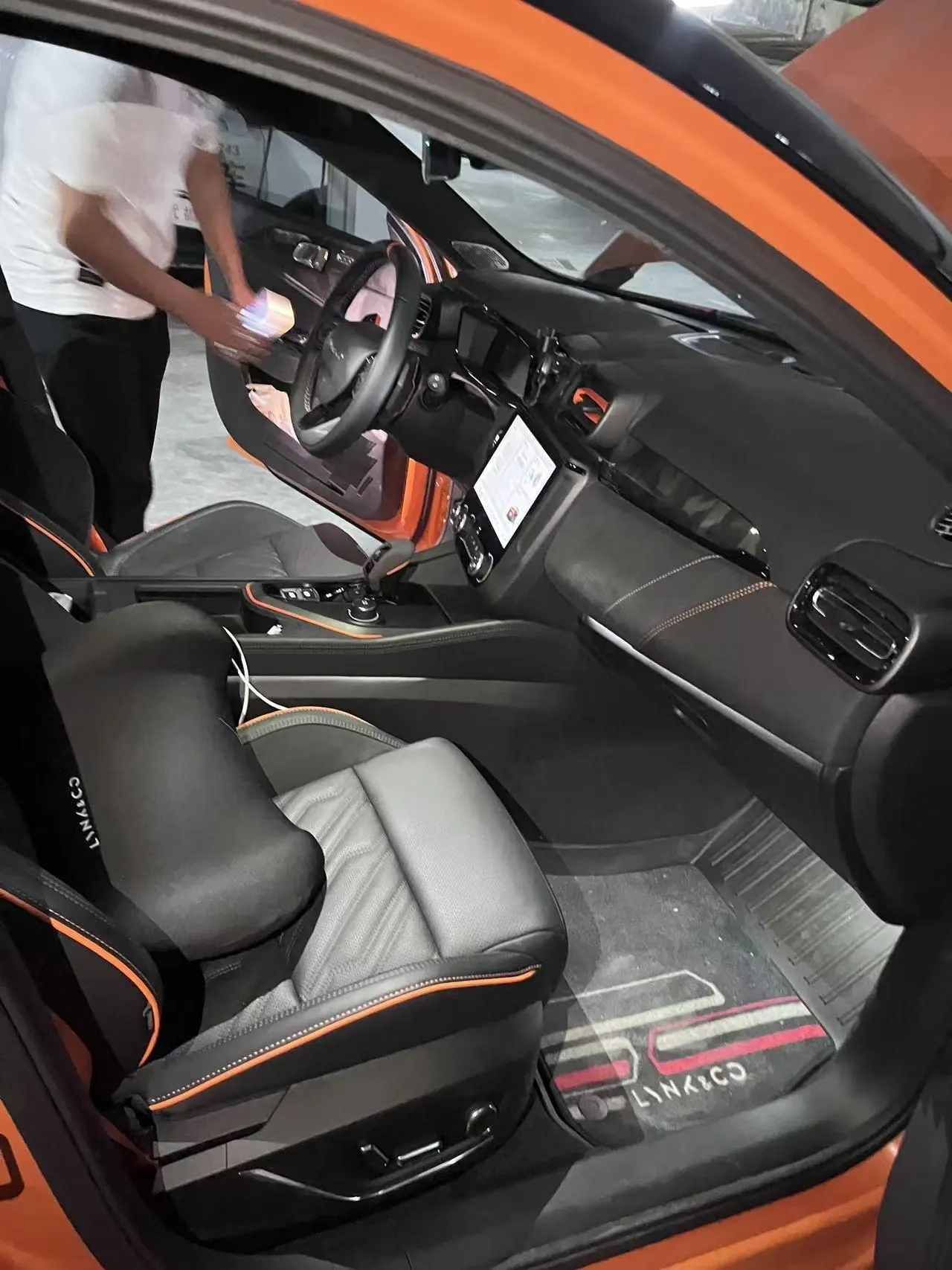 LYNK&amp;CO 2021 LYNK&amp;CO 02 Hatchback 2.0TD Halo automatic gear 6