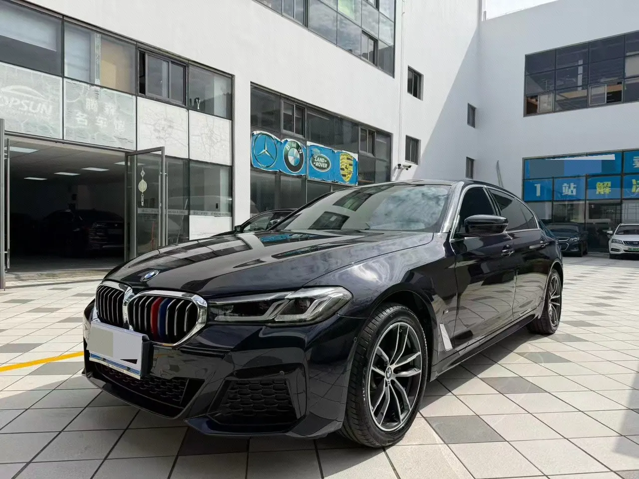 BMW 5 Series 2022 525Li 2.0T M Sports Suit (Modified) Automatic Gear - View 1
