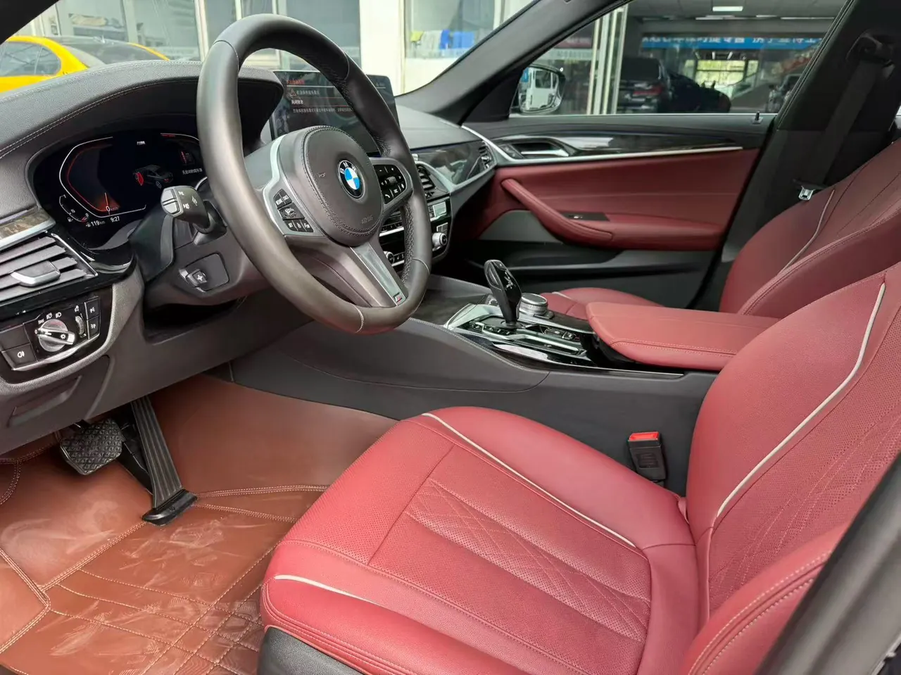 BMW 5 Series 2022 525Li 2.0T M Sports Suit (Modified) Automatic Gear 4