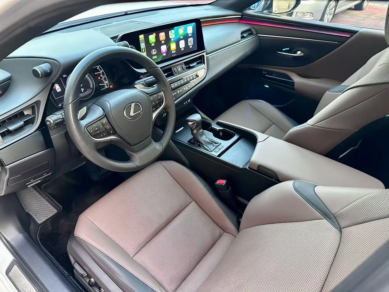 Lexus ES (Imported) 2022 ES300h 2.5 Stepless Premium Edition Automatic Gear 5