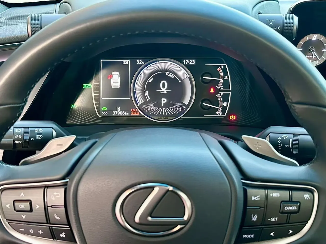 Lexus ES (Imported) 2022 ES300h 2.5 Stepless Premium Edition Automatic Gear 9