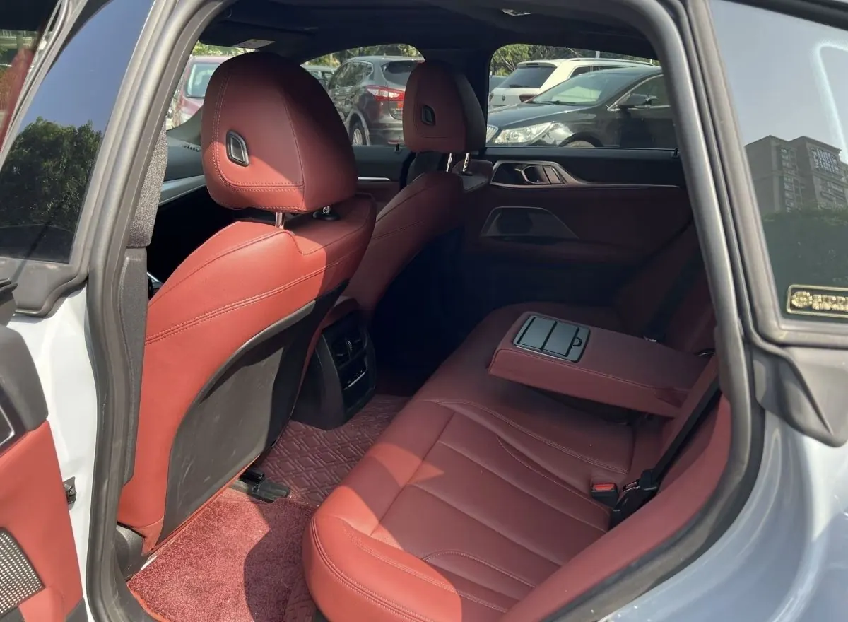 BMW i4 (Imported) 2022 i4 eDrive40 eDrive40 Automatic 5