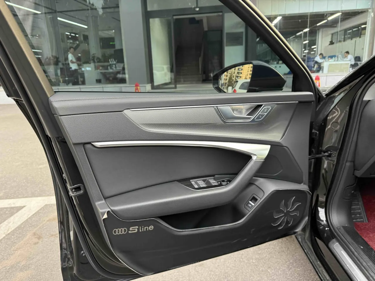 Audi 2023 A6L 2.0TFSI 40TFSI Deluxe Elegant Automatic 6