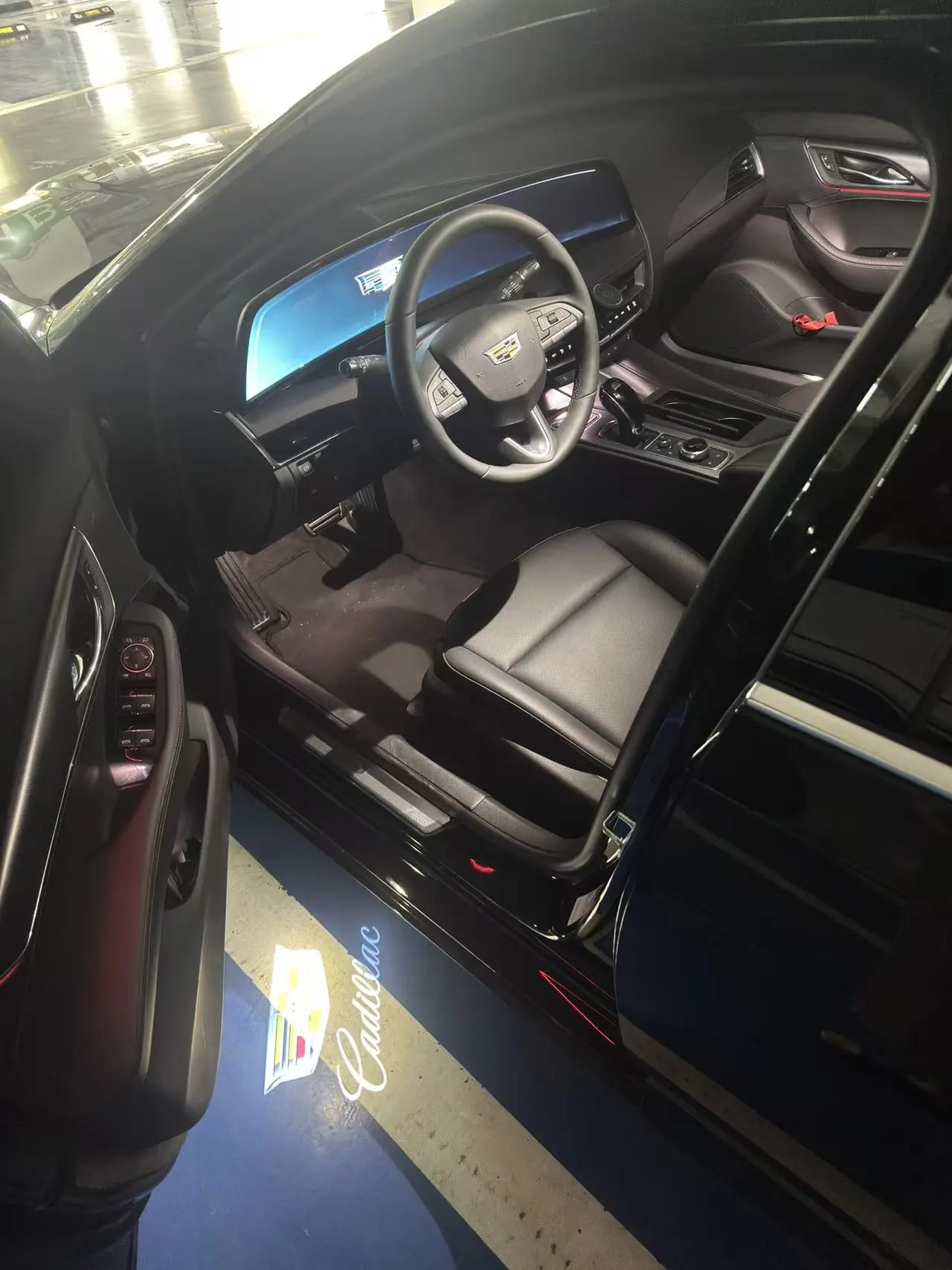 Cadillac 2025 CT5 2.0T 28T City Sports Edition Automatic Gear 7