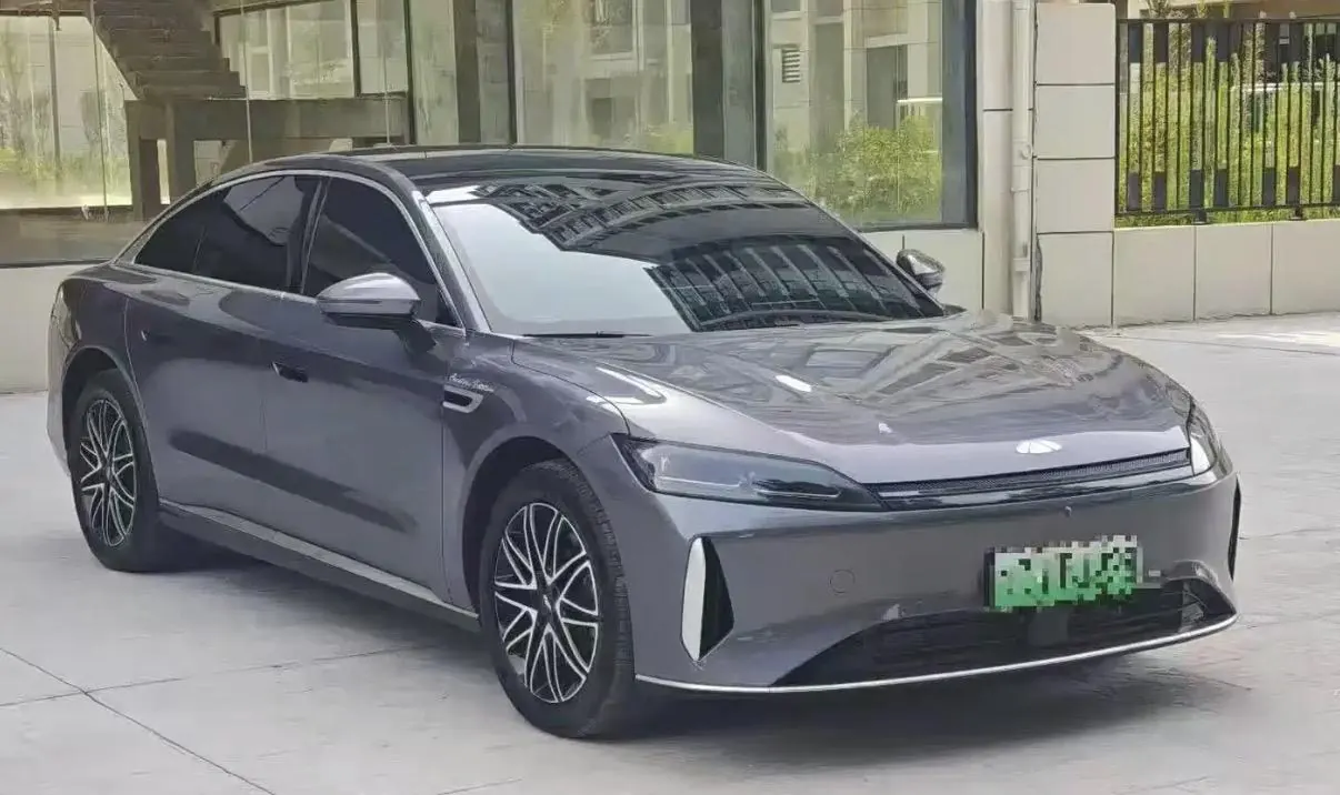 Chery 2025 Fengyun A9L 1.5T 260 Long Endurance Premium Edition Automatic Gear 3