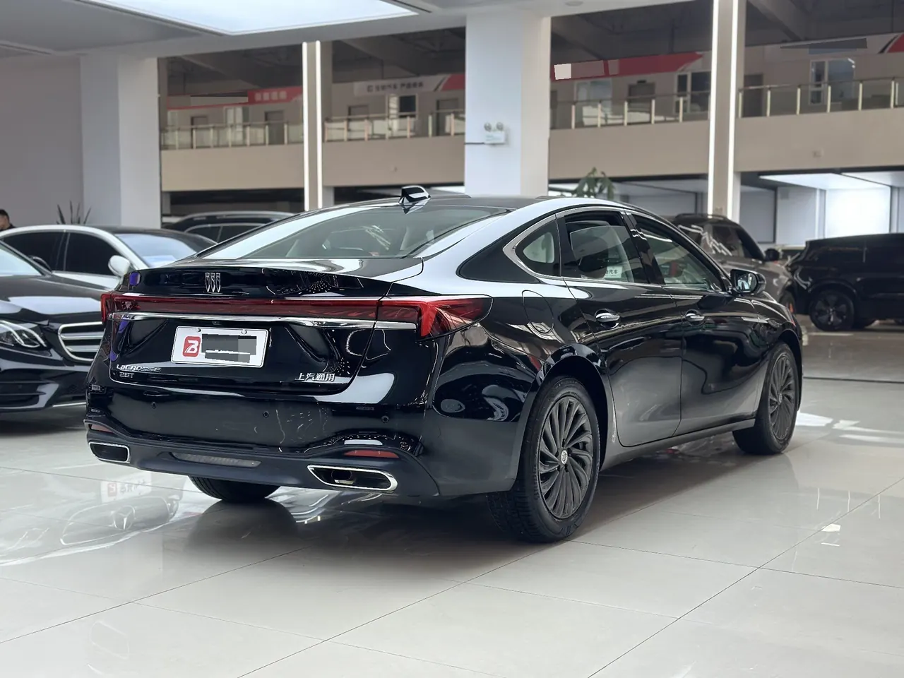 Buick 2025 LaCrosse 2.0T 28T Platinum Edition, automatic transmission 8
