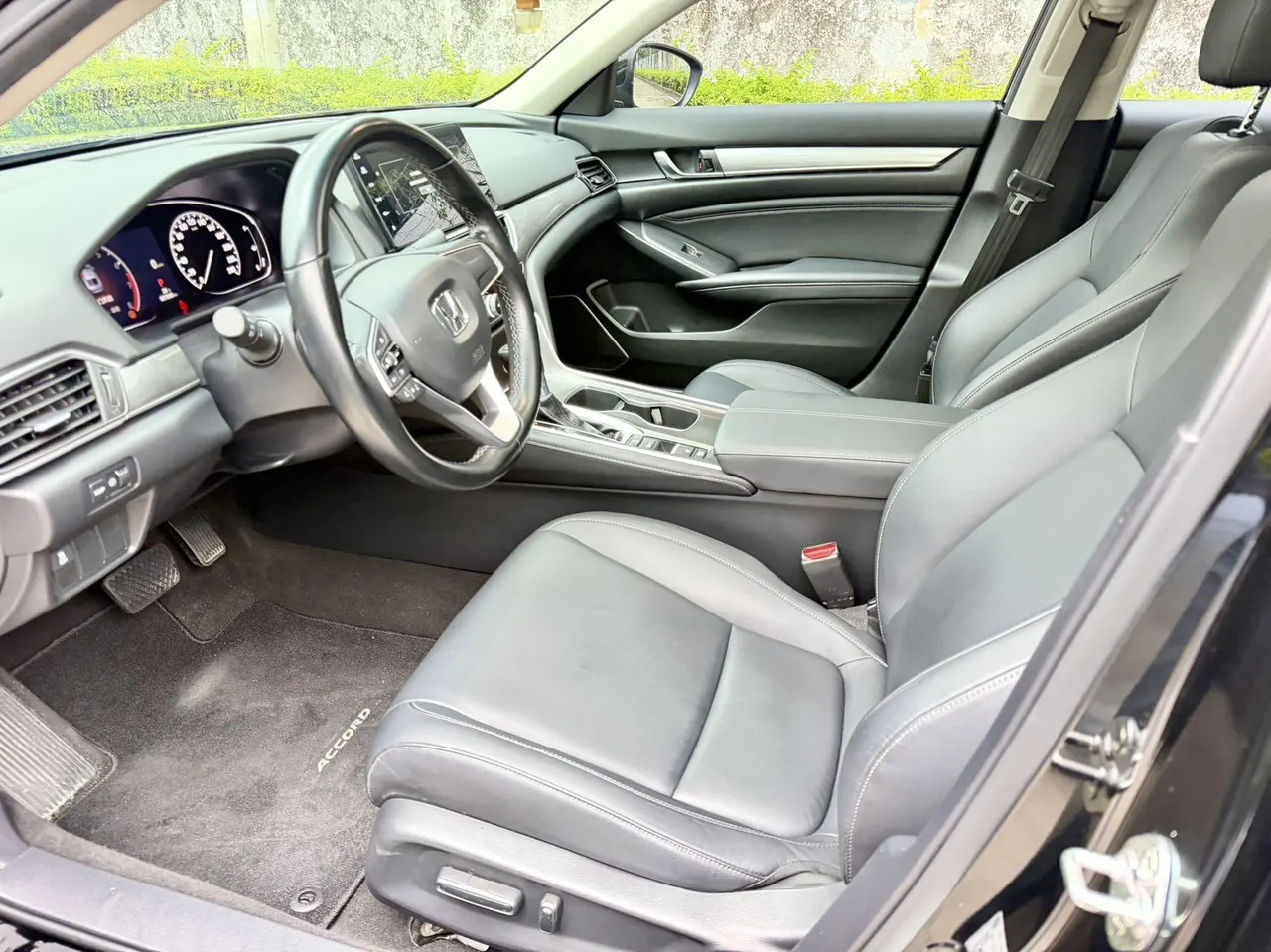 Honda 2022 10th Generation Accord 1.5T Stepless 260TURBO Deluxe Automatic Gear 7