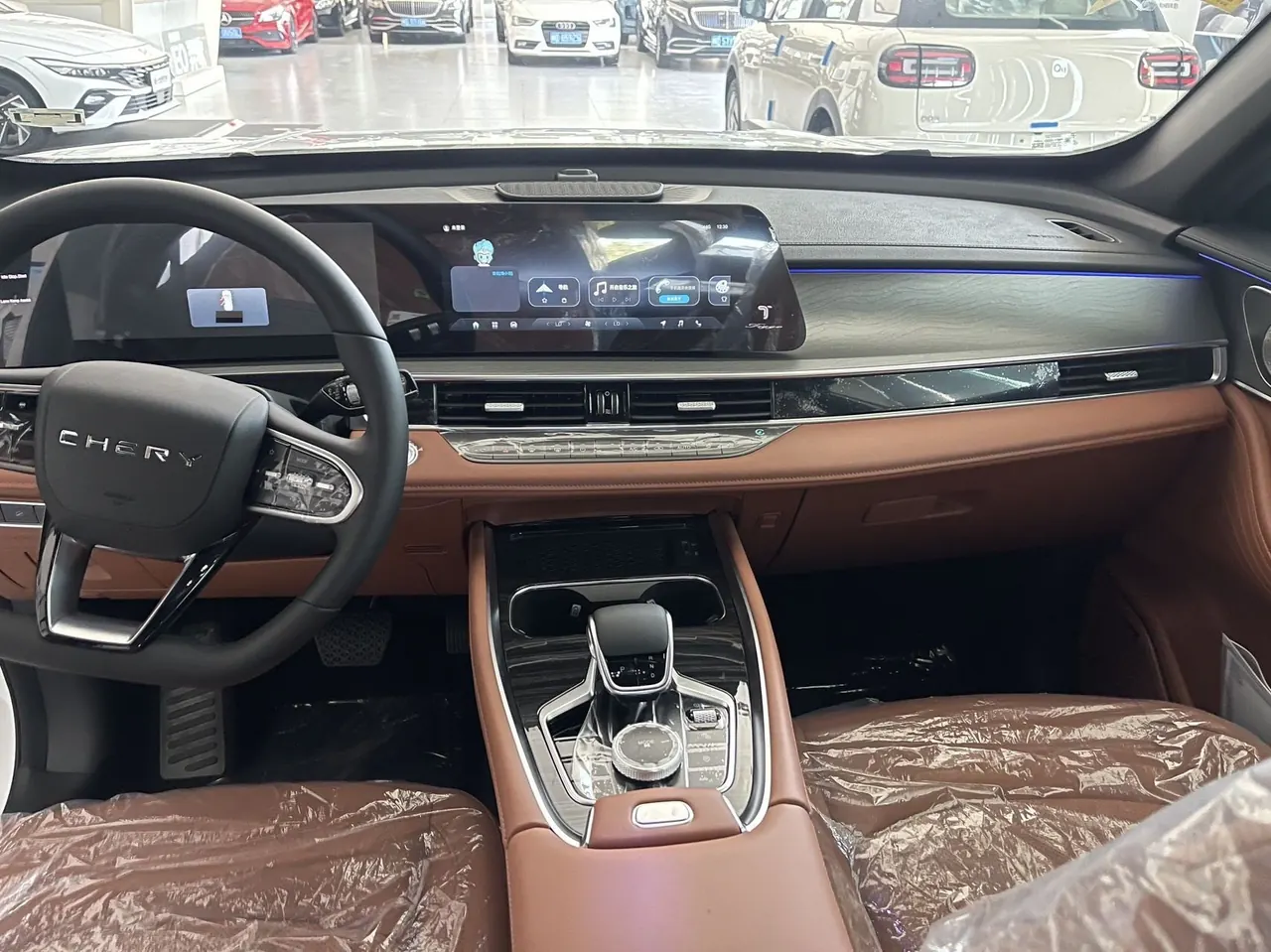 Chery 2025 Ruihu 8 PRO 1.6T 290T Two-Drive Deluxe Edition Automatic Gear 7