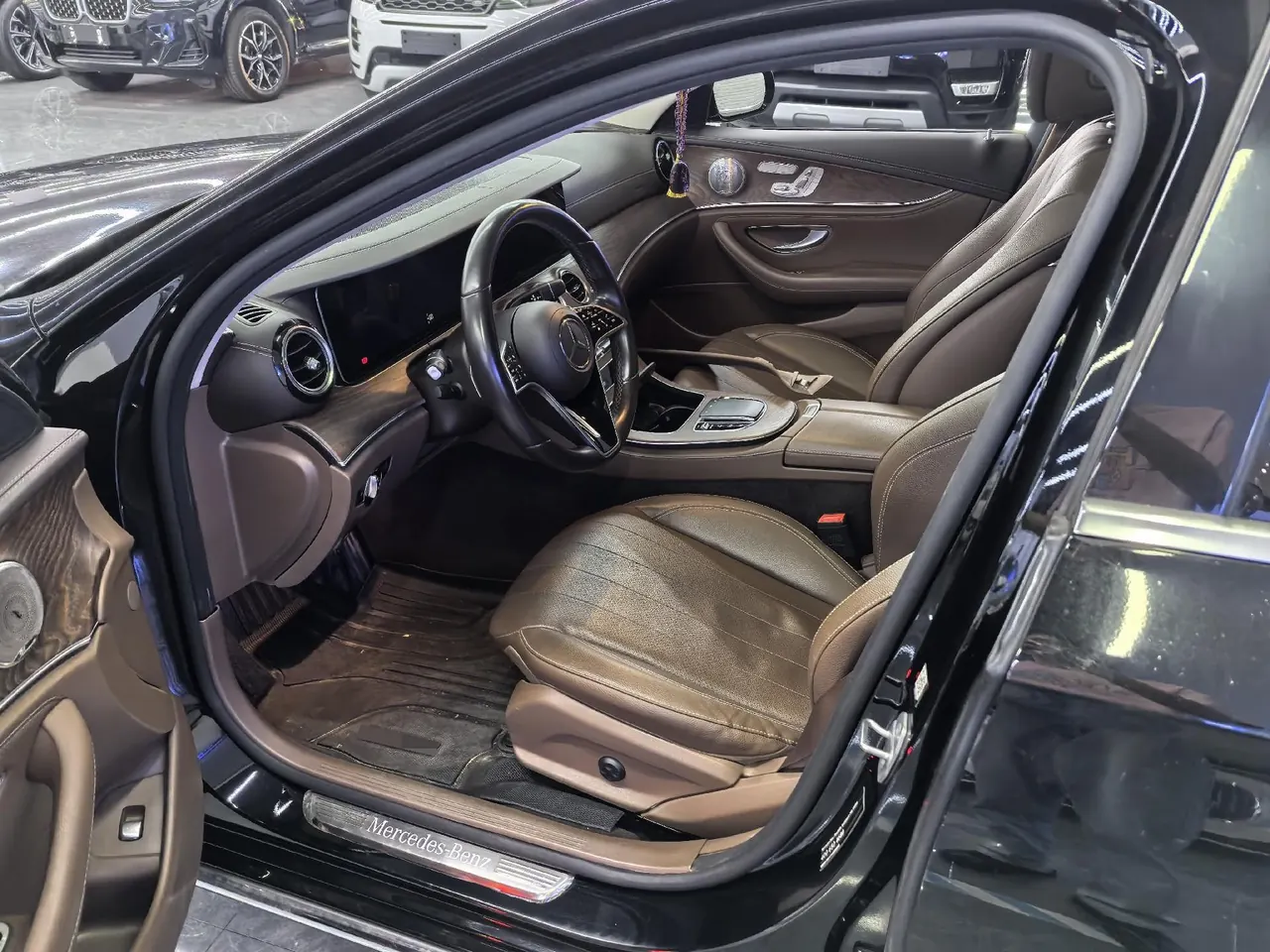 Mercedes Benz E-Class 2023 E 300 L 2.0T Fashion Automatic Gear 5